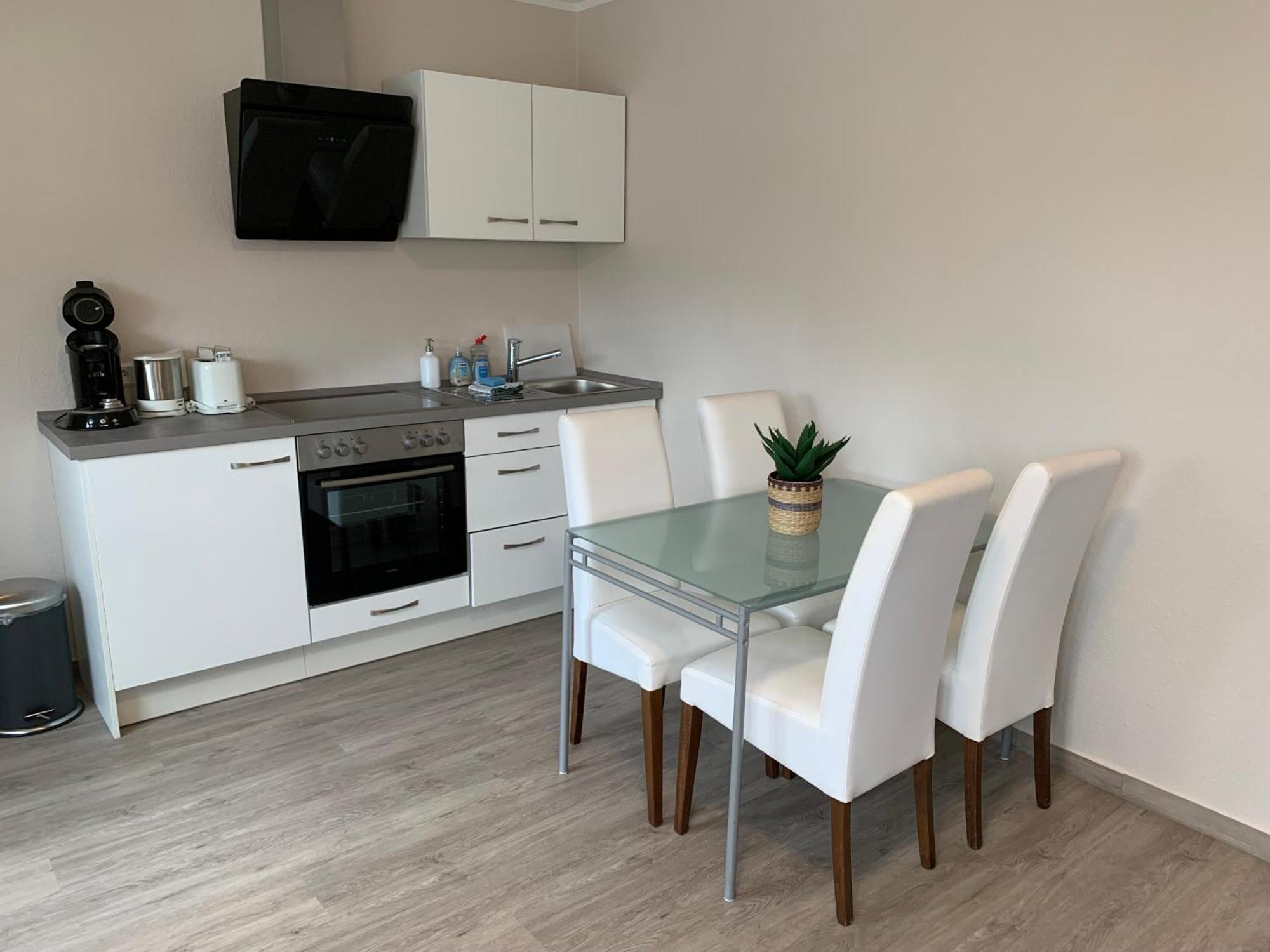 Landhaus Wiesemann Parkappartements & Dependance - Naehe Ettelsberg-Talstation ヴィリンゲン エクステリア 写真